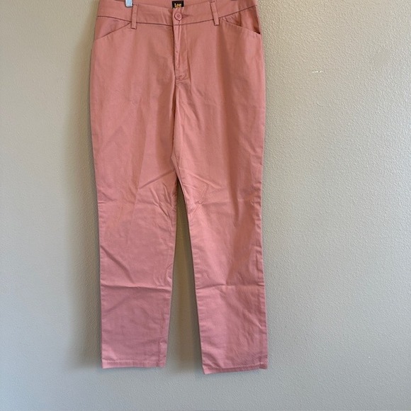 Lee Women's Straight Leg Wrinkle Resist Stretch‎ Dress Chino Pant Pink 10 Long - Picture 3 of 8